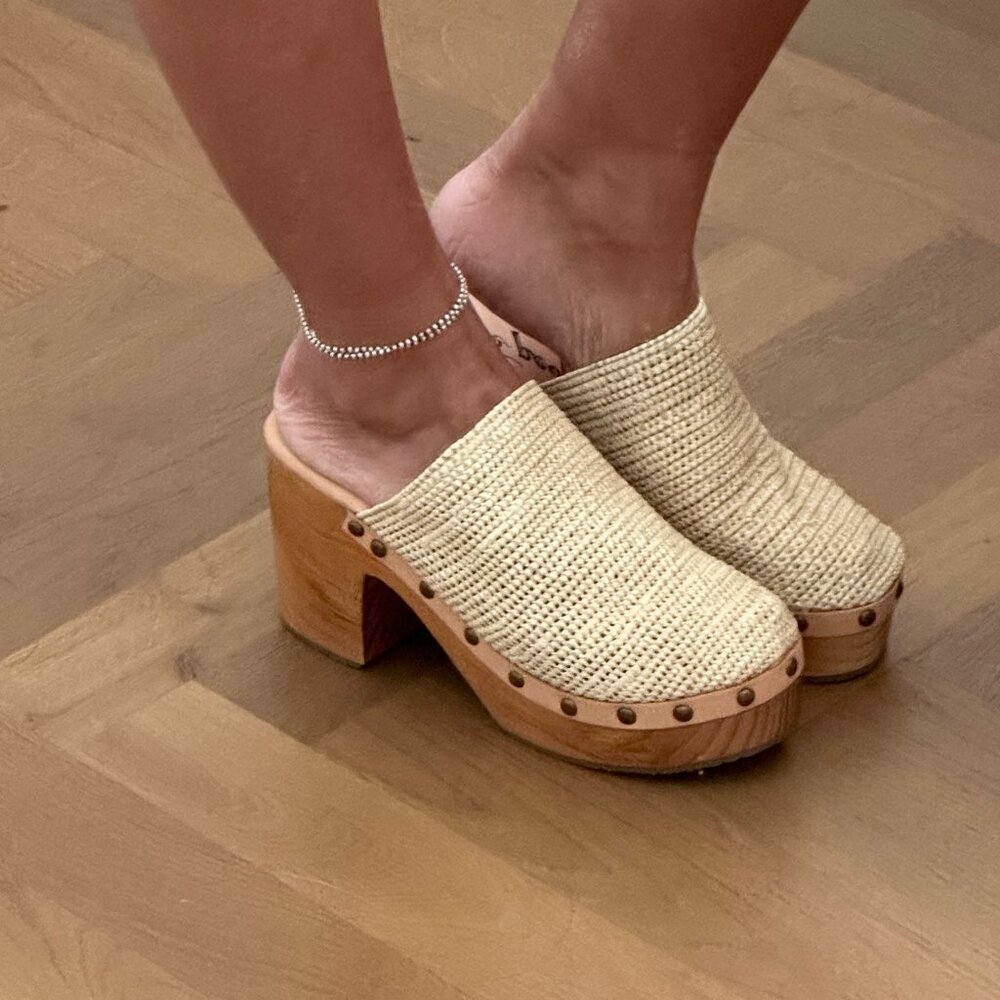 FREE PEOPLE CLAUDIA CROCHET CLOG